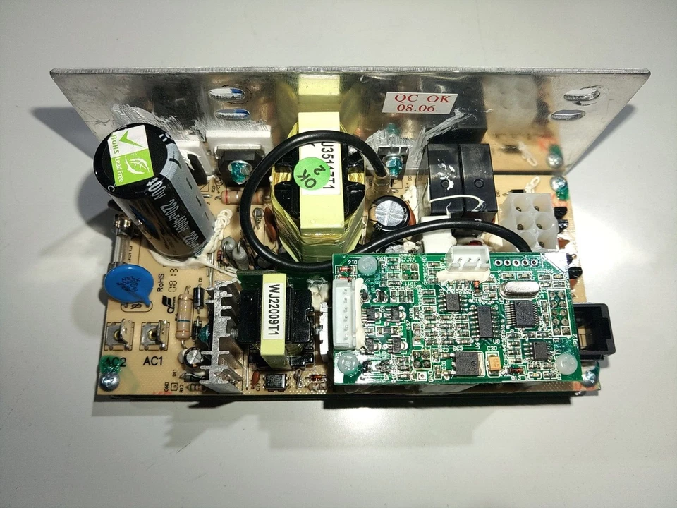 Tabla de control inferior (LCB) Elíptica Vision Fitness HRT S7200 Foto 1 de 1