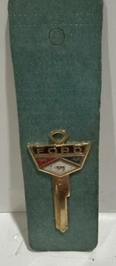 Vintage Ford Crest Gold Key - Uncut Blank Key Door & Ignition 1952-58 MOC - Bild 1 von 3