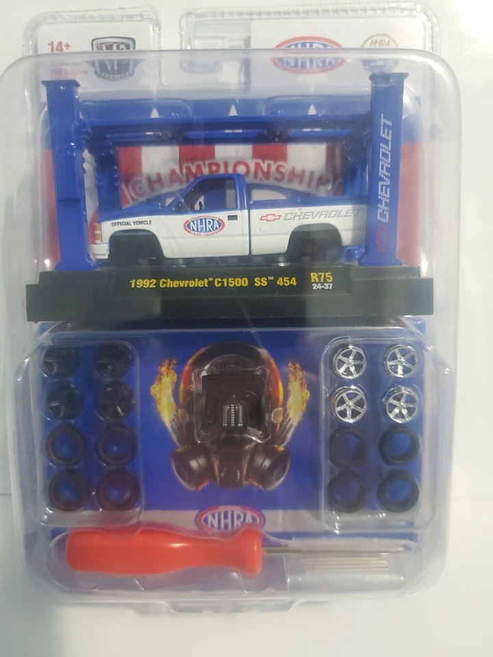 M2 Machines 37000 Chevrolet 1954 3100 Truck R06 Model Kit