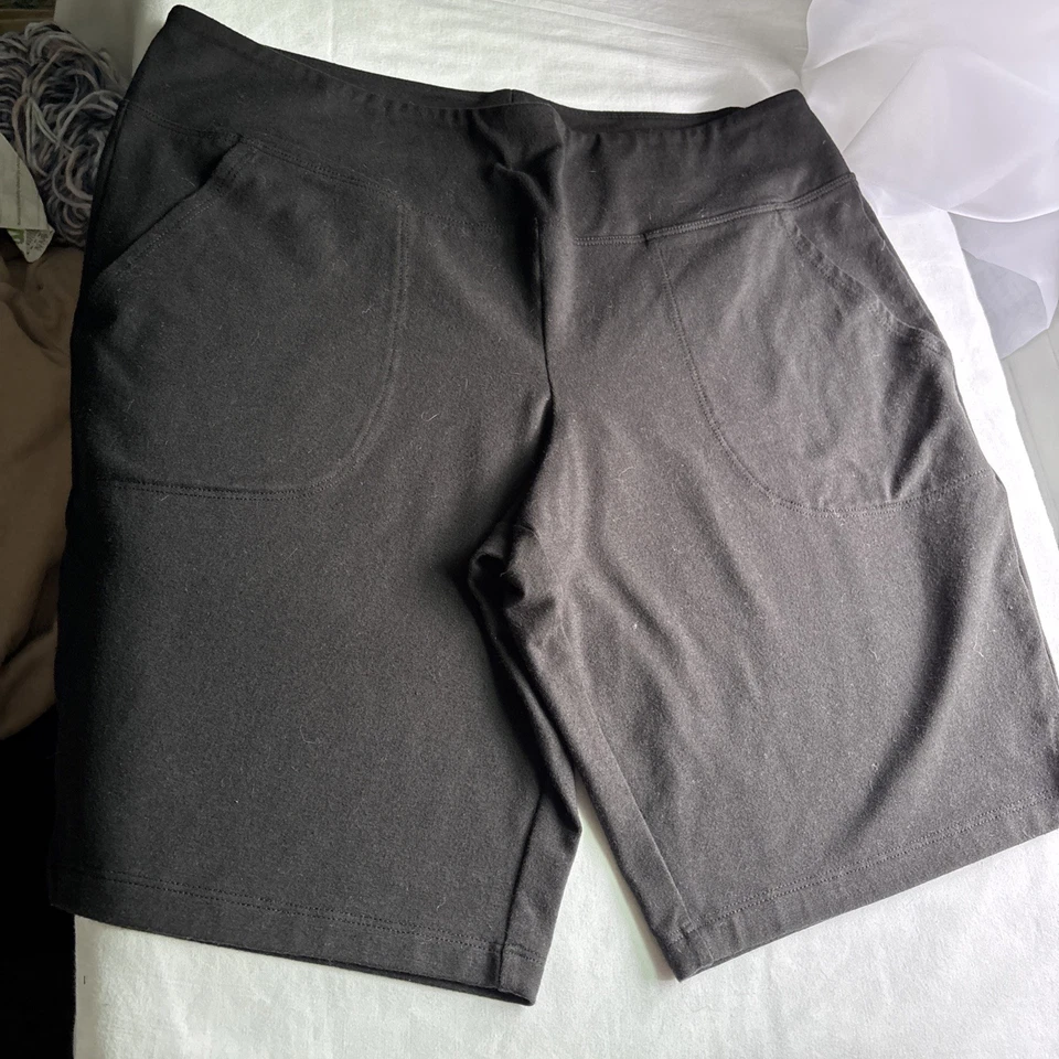 Pantalones Cortos Wicked By Women With Control Negros Damas Talla MP Bolsillos Delanteros Foto 1 de 4
