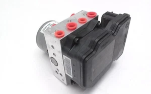 GM GMC Encore Trax electronic brake module and brake pressure valve OEM 42353081 - Picture 1 of 12
