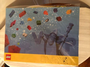 LEGO EXCLUSIVE VIP GIFTING SET: Card, Gift Tag, Wrapping Paper, Stickers & Bag - Picture 1 of 2
