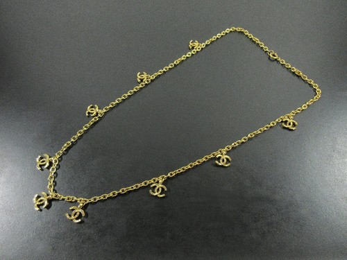 Ciondolo Chanel 9P Coco Mark Design Collana Lunghezza 89cm Oro CC Logo Donna