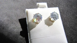 Orecchini a perno zirconi taglio brillante zirconi uomo/donna 8 mm - Foto 1 di 6