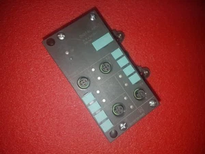 Siemens Simatic S7 Digital Input 6ES7 141-1BF30-0XB0 DI8 x DC 24V EM 141 E:2 - Picture 1 of 7