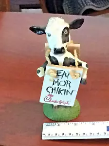 6 inch tall Chick-Fil-A Bobble Head Cow with wooden advertising sign-Excellent - Picture 1 of 8