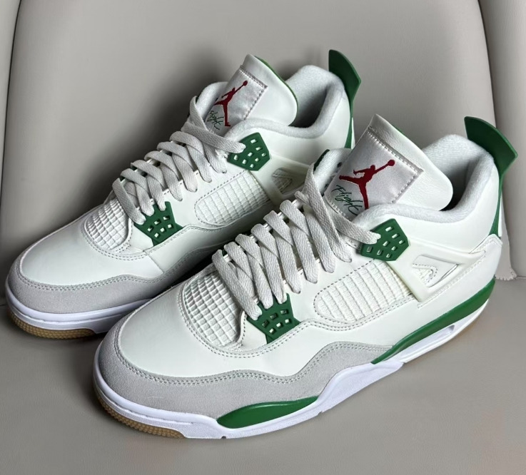Jordan 4 Retro SP x Nike SB Mid Pine Green for Sale Jordan 4 Retro SP x Nike SB Mid Pine Green for Sale