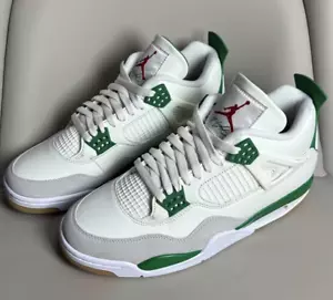 US Nike SB x Jordan Air Jordan 4 "Pine Green" Basketball shoes - Men's - Green - Picture 1 of 6