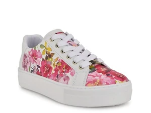 Woman's Fashion Sneakers Nine West Gatspy Sneaker - Picture 1 of 11
