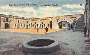 FL~FLORIDA~ST. AUGUSTINE~CASTILLO DE SAN MARCOS~COURT YARD - Picture 1 of 2