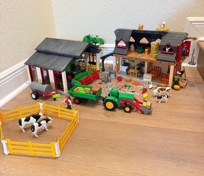 Playmobil 4055 Mega Farm Lot Combine and Tractor Nearly Complete Over 700 Pieces - Image 1 of 4
