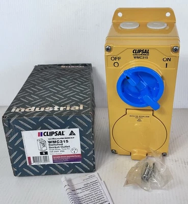 Clipsal Wilco WMC315 15A 250V Switched Socket Outlet IP66 Metalclad *NEW* - Image 1 of 2