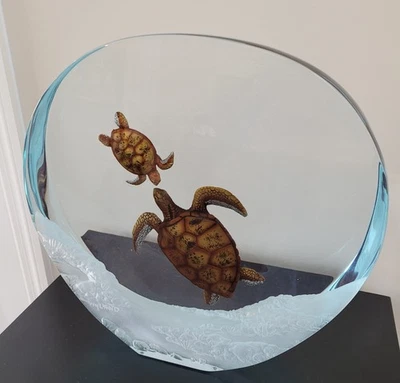 Escultura Wyland “Kiss the Sea” - Lucite Edición Limitada con Letrero Grabado a Mano Foto 1 de 4