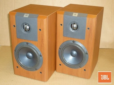 Coppia di diffusori da scaffale JBL 2 vie 100w 8 ohm armadi in legno - Immagine 1 di 4