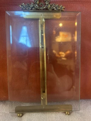 Vtg French Photo Frame Beveled Glass Bronze Wreath Picture 7 in x 5 in - Image 1 of 4