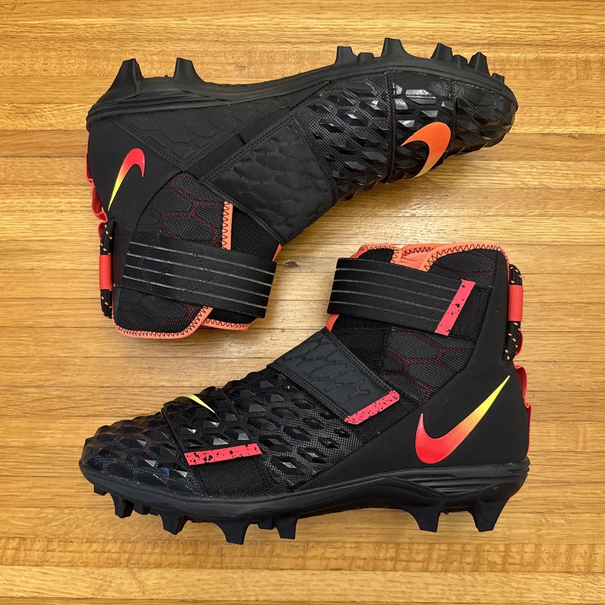 スパイク NIKE Air LT Super Bad TD RED and BLACK Nike LT Super Bad Shark Men's Football Cleats Size U.S 16