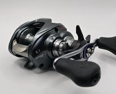 Daiwa Steez A TW 1016XH Baitcast Reel Right Hand from Japan - image 1 of 4