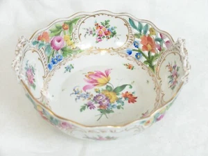 Carl Thieme Dresden Pierced Hand painted Roses Floral Bowl Handle 9 in - Picture 1 of 10
