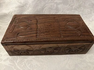 Vintage Indonesian Hand Carved Wooden Box 7” X 4” - Picture 1 of 8