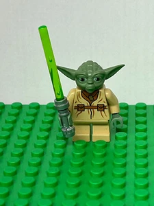 LEGO Star Wars Yoda Minifigura Sable de Luz - Imagen 1 de 1
