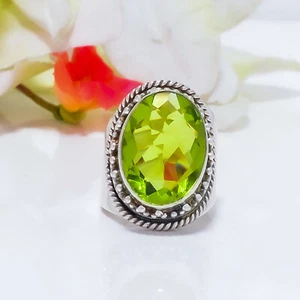 Peridot Green Gemstone 925 Sterling Silver Ring Jewelry Gift For All Friends. - Picture 1 of 4