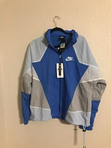 Nike Men's Hooded Woven Windbraker Jacket Size Medium AR1869-406 NWT $125 - Picture 1 of 6