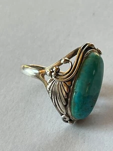 Large Oval Turquoise & Blue Stone in 925 Marked Silver Leaf & Berry Setting Ring - Picture 1 of 11