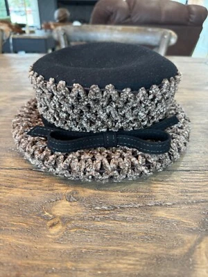 Vintage Oscar de la Renta Millinery Hat 100% wool derby church - Image 1 of 4