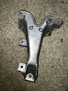 Staffa montaggio motore BMW 3 E36 1994 benzina 141kW 1136541 LIA31952 - Foto 1 di 3