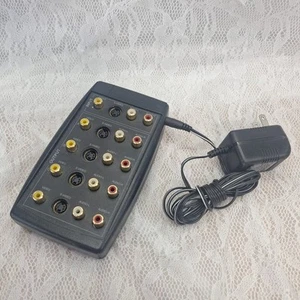 Radio Shack 4-Way Distribution Amplifier Audio Video S-Video DVD with AC Adapter - Picture 1 of 4