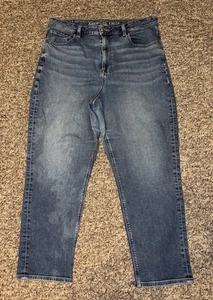 American Eagle Jeans Womens Size 12 SHORT Mom Jean High Rise Stretch 32x25.5 - Picture 1 of 16