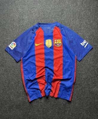 Camiseta masculina de futebol Nike autêntica Barcelona #8 Iniesta 2016/17 M - Imagem 1 de 4