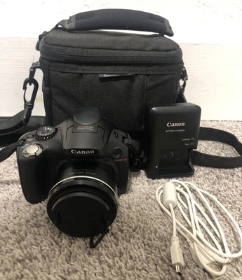 Canon PowerShot SX40 HS 12.1MP Digital Bridge Camera Full HD 35x Zoom Bundle SD - Image 1 of 4