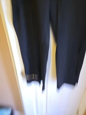 Isaac Mizrahi Live! Pantalón Petite tejido elástico cintura alta negro talla 3X A561404 Foto 1 de 3