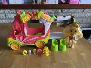 Shopkins Smoothie Truck with Pineapple Lily Doll - Picture 1 of 4
