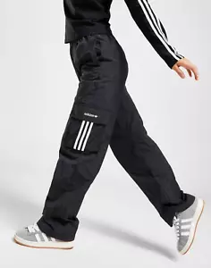 adidas Originals Women Black Woven Cargo Pants Size M NWT 80$+TAX - Picture 1 of 11