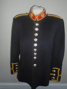 ROYAL MARINES BAND WOMENS CEREMONIAL TUNIC BUST 102CM GENUINE ISSUE - Foto 1 di 10