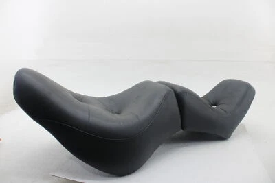 Asiento de sillín trasero delantero estándar Harley Davidson Softail 08-10 Foto 1 de 4