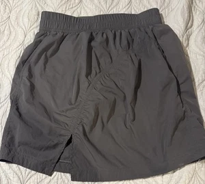 Falda Atlética Verde Lululemon Talla Pequeña/Pequeña Cintura Elástica con Bolsillos  - Imagen 1 de 8