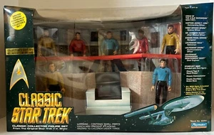 CLASSIC TV STAR TREK LMTD. NUMBERED 7 CREW WITH GEAR COLLECTOR FIGURE SET 1993 - Picture 1 of 11