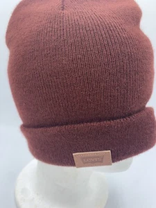 Gorro Levis con puños para hombre granate elástico acanalado tejido logotipo talla única - Imagen 1 de 5