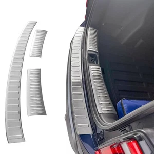 JUEGO DE 3 protectores de parachoques trasero cromados ACERO CEPILLADO para SSANGYONG TORRES 2022-UP - Imagen 1 de 6