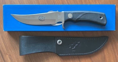 Colt CT4 Hunting Knife w/Leather Sheath Made In USA Vintage - Image 1 of 3