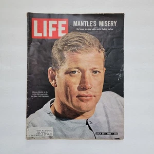 Vtg Life Magazine July 30, 1965 Mickey Mantle New York Yankees Baseball MLB - Picture 1 of 3