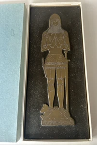 Vtg Brass Rubbing Plate Plaque  Sir Thomas De Beauchamp Wood Mounted - Picture 1 of 5