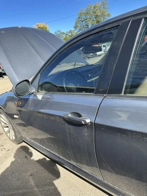 Used Front Left Door Assembly Front fits: 2011 Bmw 328I SW Front Left Grade A Foto 1 de 4
