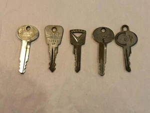 LOT of Vintage Auto Keys/ Ford & Mercury - Picture 1 of 1