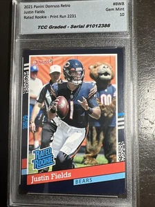2021 Donruss Rated Rookie Retro Justin Fields BW8 TCC Graded Gem Mint 10 - Picture 1 of 2