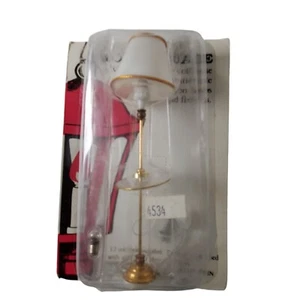 Lámpara de pie cuadrada de la ciudad miniaturas para casa de muñecas con cableado y bombilla - De colección - Imagen 1 de 5