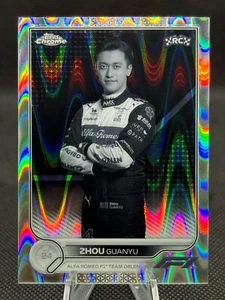 Zhou Guanyu 2022 Topps Chrome F1 Portrait Raywave Refractor Rookie Card RC - Bild 1 von 2